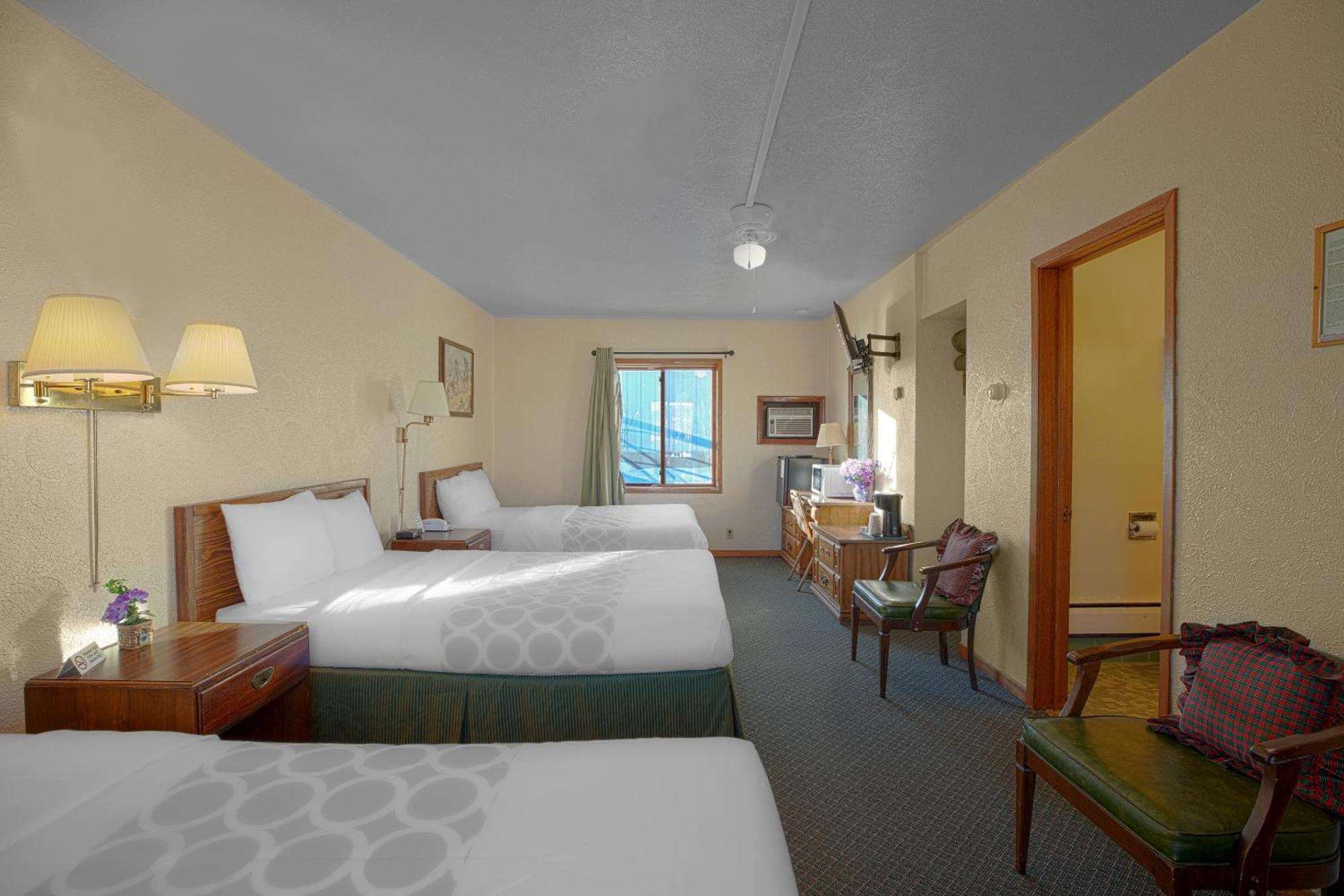 Love Hotels Silver Street By Oyo At Hurley Wi Ngoại thất bức ảnh